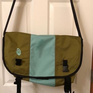 Timbuk2 Classic Messenger Bag-Large